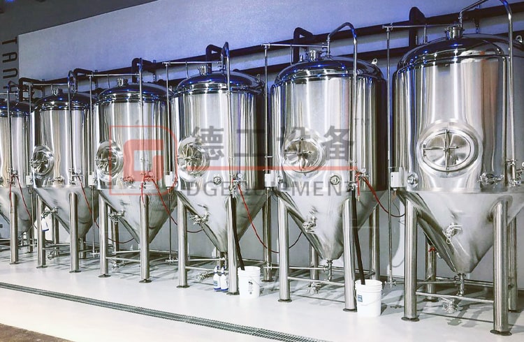 beer microbrewery equipment 