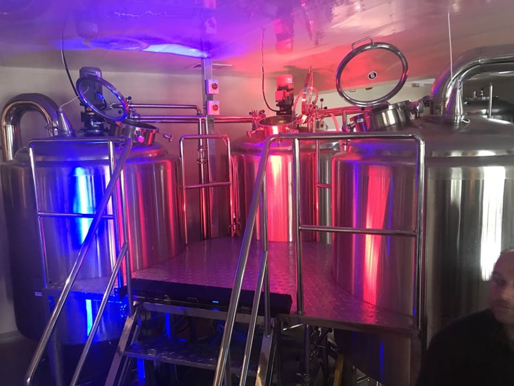 Stainless steel beer brewing system in brewpub